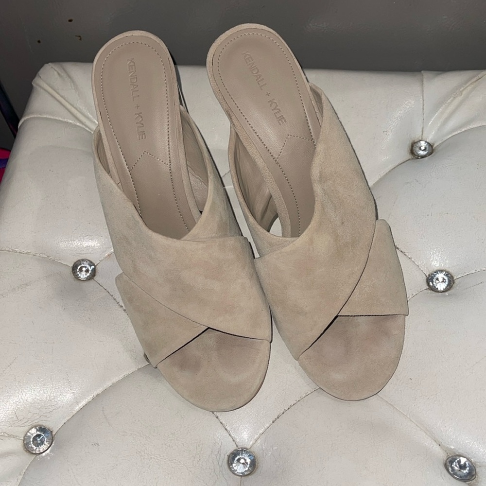 Kendal and Kylie Greige Suede Pump Transparent Sandals